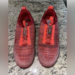 Size 10 - Nike Air VaporMax 2020 Flyknit Team Red